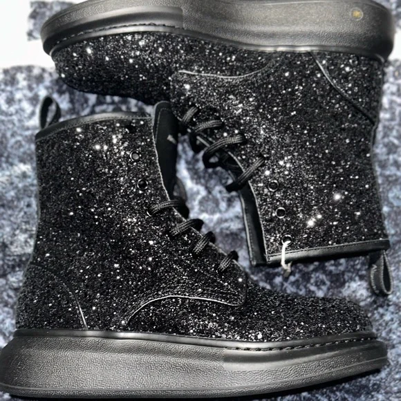 Alexander Mcqueen